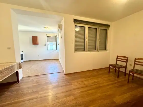 Garsonjera 34 m² – Tivat — fotografija 2