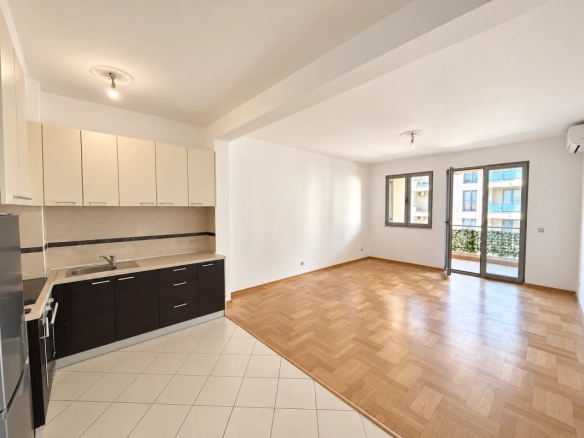 Dvosoban stan 88 m² – Rozino, Budva — fotografija 12
