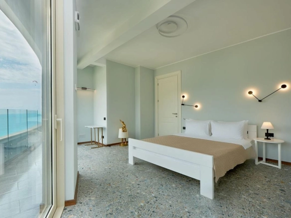 Dvosoban stan 115 m² – Bečići, Budva — fotografija 2