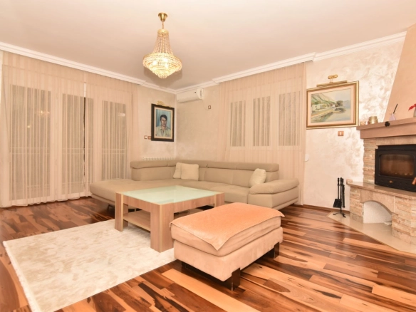 Kuća 175 m² – Velje Brdo, Podgorica — fotografija 5