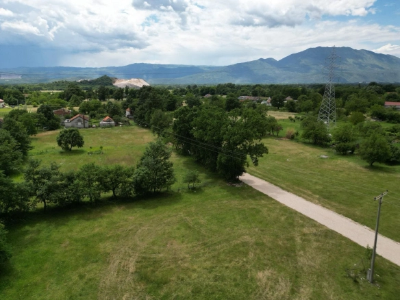 Plac 8.000 m² – Danilovgrad — fotografija 5