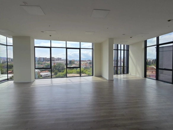 Poslovni prostor 2.542 m² – Centar, Podgorica — fotografija 15