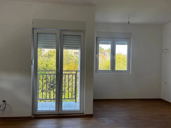 Dvosoban stan za izdavanje u Zabjelu