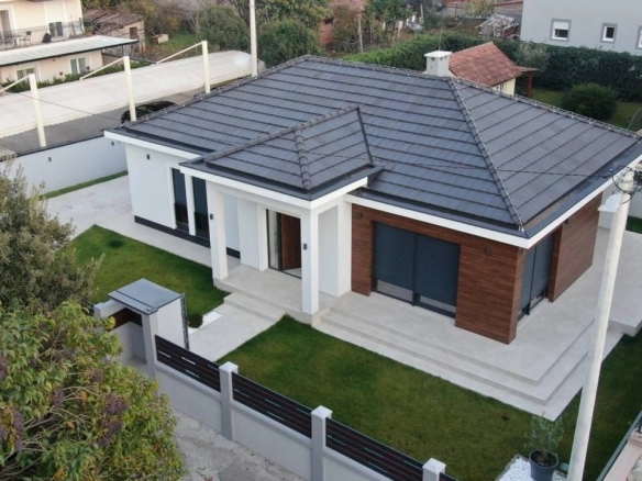 Kuća 1.602 m² – Dalmatinska, Podgorica — fotografija 4