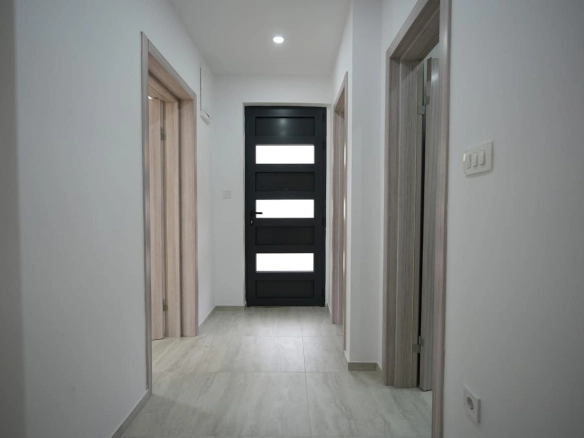 Poslovni prostor 952 m² – Podgorica — fotografija 5