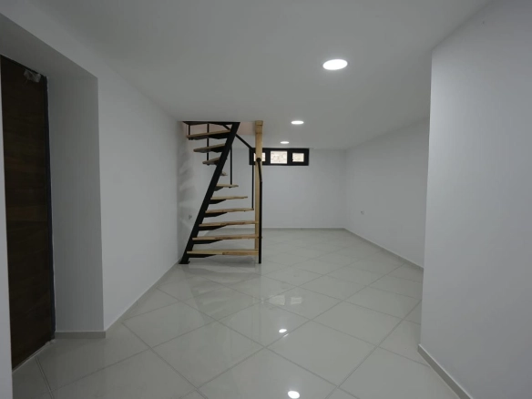 Poslovni prostor 952 m² – Podgorica — fotografija 9