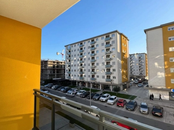 Hotel 47 m² – Pobrežje, Podgorica — fotografija 2