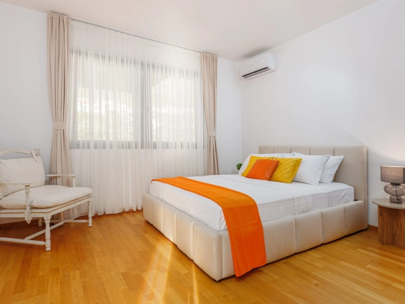 Dvosoban stan 162 m² – Sveti Stefan, Budva — fotografija 8