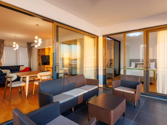 Dvosoban stan 162 m² – Sveti Stefan, Budva — fotografija 8