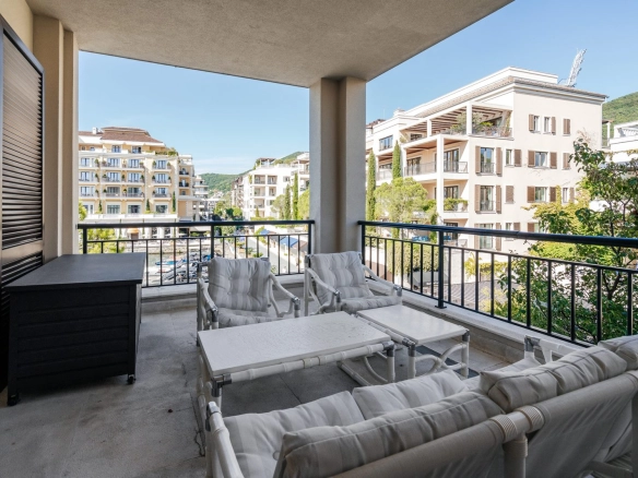 Dvosoban stan 140 m² – Gorica, Tivat — fotografija 2