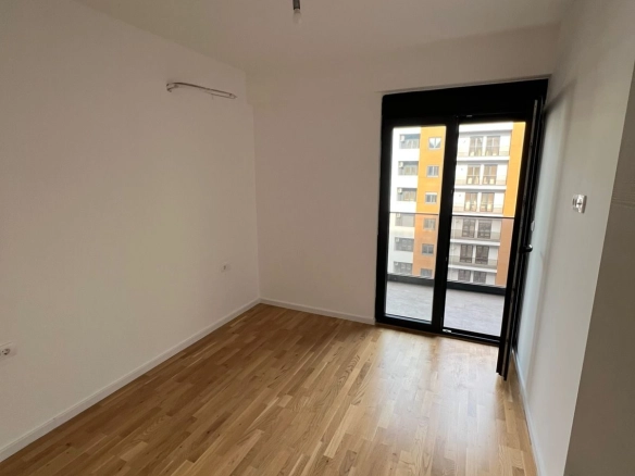 Dvosoban stan 65 m² – Stari aerodrom, Podgorica — fotografija 5