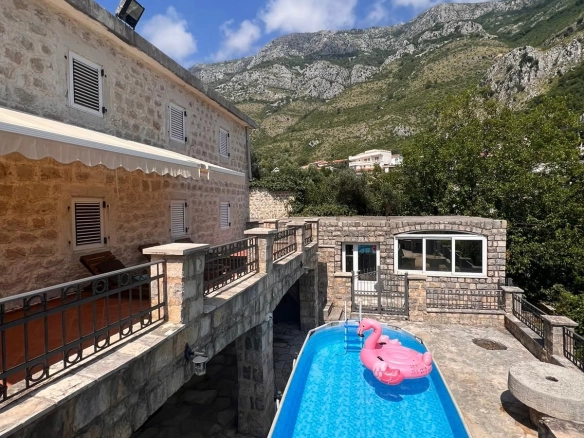 Kuća 300 m² – Reževići, Budva — fotografija 9