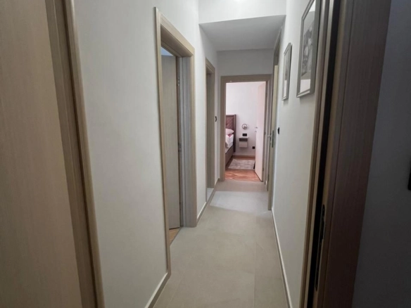 Trosoban stan 1.022 m² – Preko Morače, Podgorica — fotografija 8