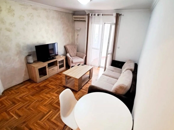 Jednosoban stan 35 m² – Centar, Podgorica — fotografija 2
