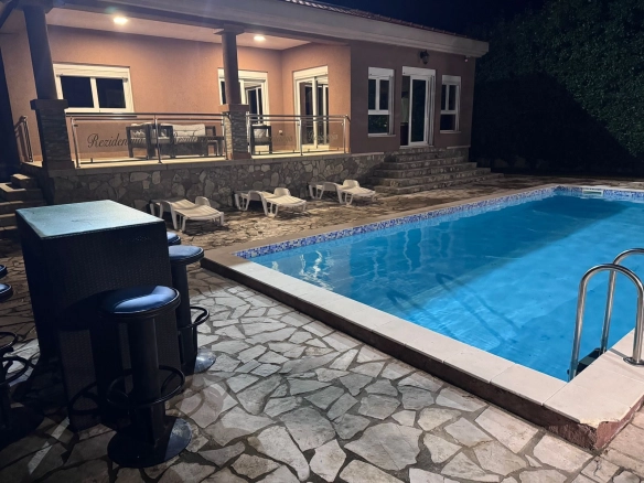 Kuća 330 m² – Golubovci, Podgorica — fotografija 6