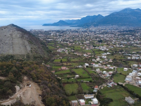 Plac 30.000 m² – Zaljevo, Bar — fotografija 6