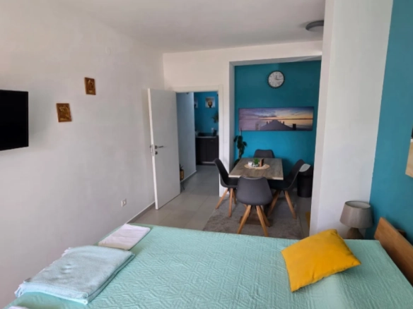 Garsonjera 30 m² – Šušanj, Bar — fotografija 3