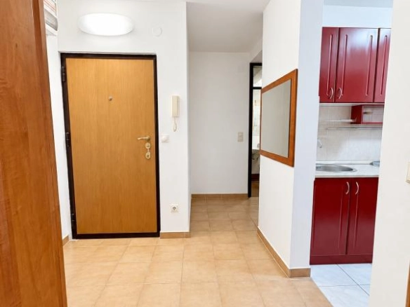 Dvosoban stan 62 m² – Lazi, Budva — fotografija 8