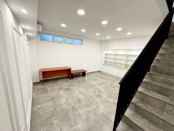 Poslovni prostor 562 m² – Dalmatinska, Podgorica — fotografija 9
