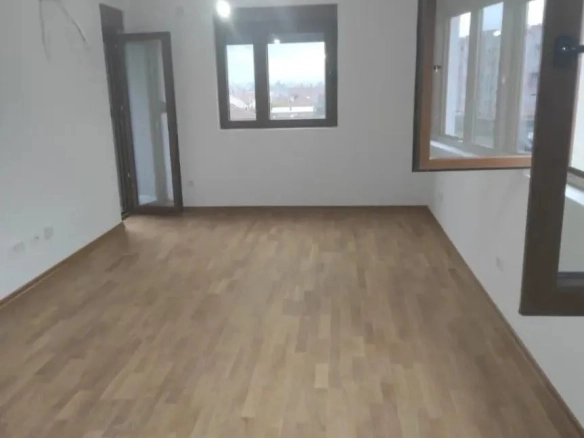 Dvosoban stan 56 m² – Stari aerodrom, Podgorica — fotografija 2