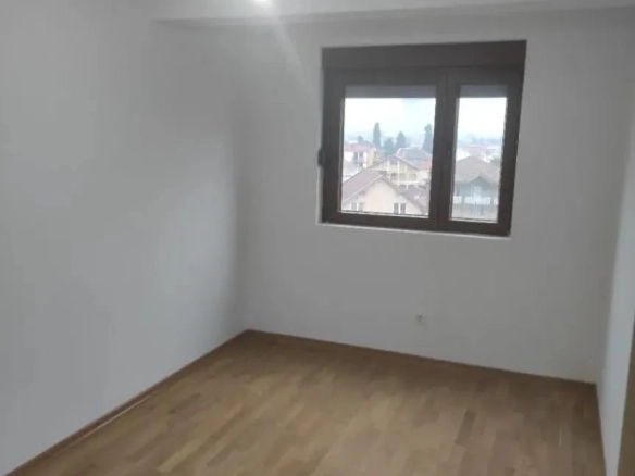Dvosoban stan 56 m² – Stari aerodrom, Podgorica — fotografija 9