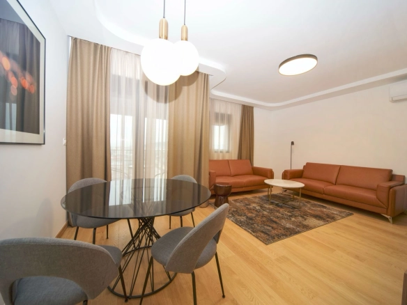 Dvosoban stan 80 m² – Premium Kvart, Podgorica — fotografija 2
