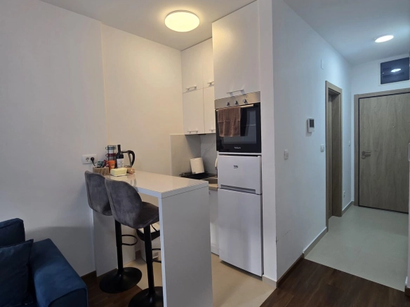 Garsonjera 27 m² – Master kvart, Podgorica — fotografija 4
