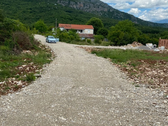 Plac 1.500 m² – Podgorica — fotografija 2