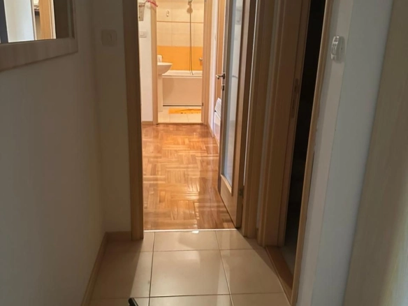 Trosoban stan 842 m² – Tuški put, Podgorica — fotografija 6