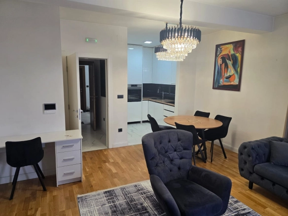 Trosoban stan 130 m² – Dalmatinska, Podgorica — fotografija 3