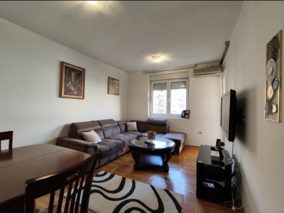 Dvosoban stan 642 m² – Stari aerodrom, Podgorica — fotografija 2