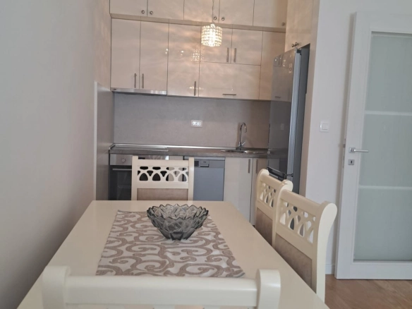 Jednosoban stan 46 m² – Central Point, Podgorica — fotografija 2