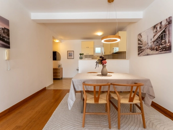 Dvosoban stan 68 m² – Pržno, Budva — fotografija 7