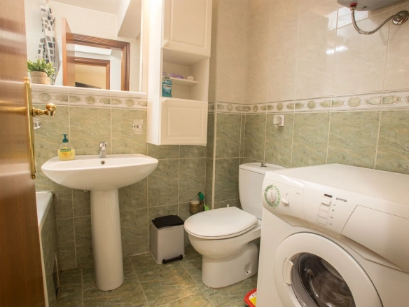 Dvosoban stan 722 m² – Centar, Budva — fotografija 12