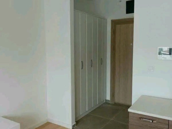 Garsonjera 33 m² – Centar, Podgorica — fotografija 4