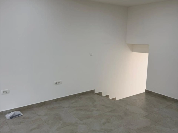 Poslovni prostor 57 m² – Krivi most, Podgorica — fotografija 8