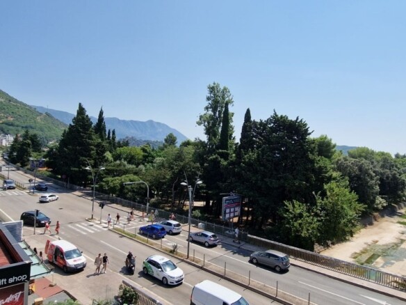 Dvosoban stan 112 m² – Budva — fotografija 14