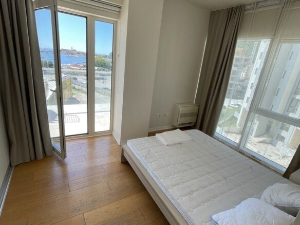 Dvosoban stan u kompleksu Tre Canne, Budva — fotografija 4