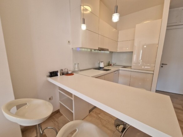 Izdavanje: Jednosoban stan 67 m² – Budva — fotografija 5