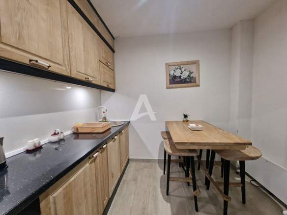Trosoban stan 104 m² – Budva — fotografija 11