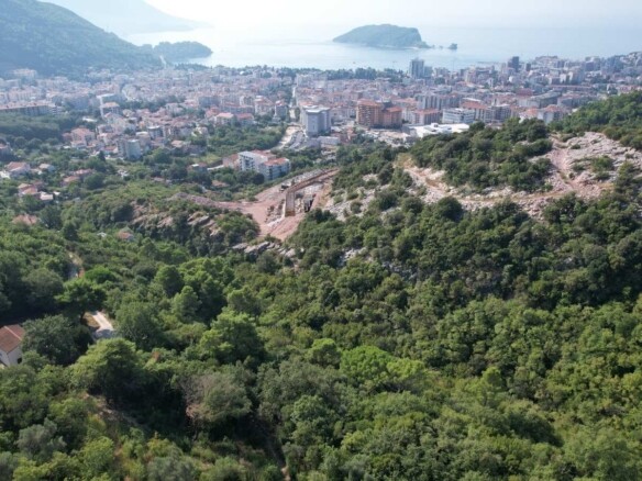 Plac sa panoramskim pogledom na more, Maine, Budva — fotografija 5