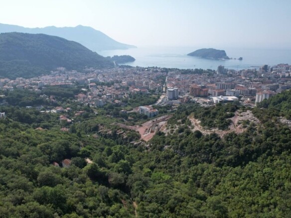 Plac sa panoramskim pogledom na more, Maine, Budva — fotografija 7