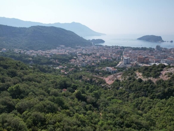 Plac sa panoramskim pogledom na more, Maine, Budva — fotografija 17