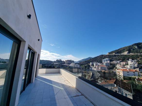 Dvosoban stan 135 m² – Bečići, Budva — fotografija 19
