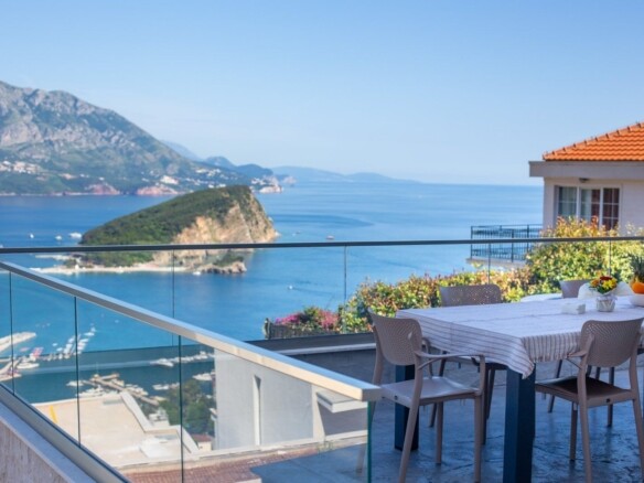 Izdavanje: Kuća 250 m² – Vidikovac, Budva — fotografija 2