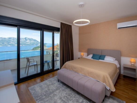 Izdavanje: Kuća 250 m² – Vidikovac, Budva — fotografija 9