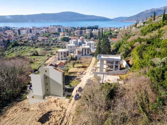 Dvosoban stan 70 m² – Donja Lastva, Tivat — fotografija 2