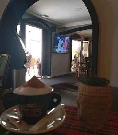 Cafe-picerija, poslovni prostor u Veljim Vinogradima, Budva — fotografija 4