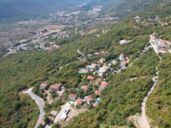 Plac 1.000 m² – Prijevor, Budva — fotografija 4