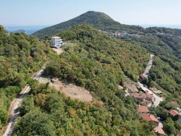 Plac 1.000 m² – Prijevor, Budva — fotografija 16